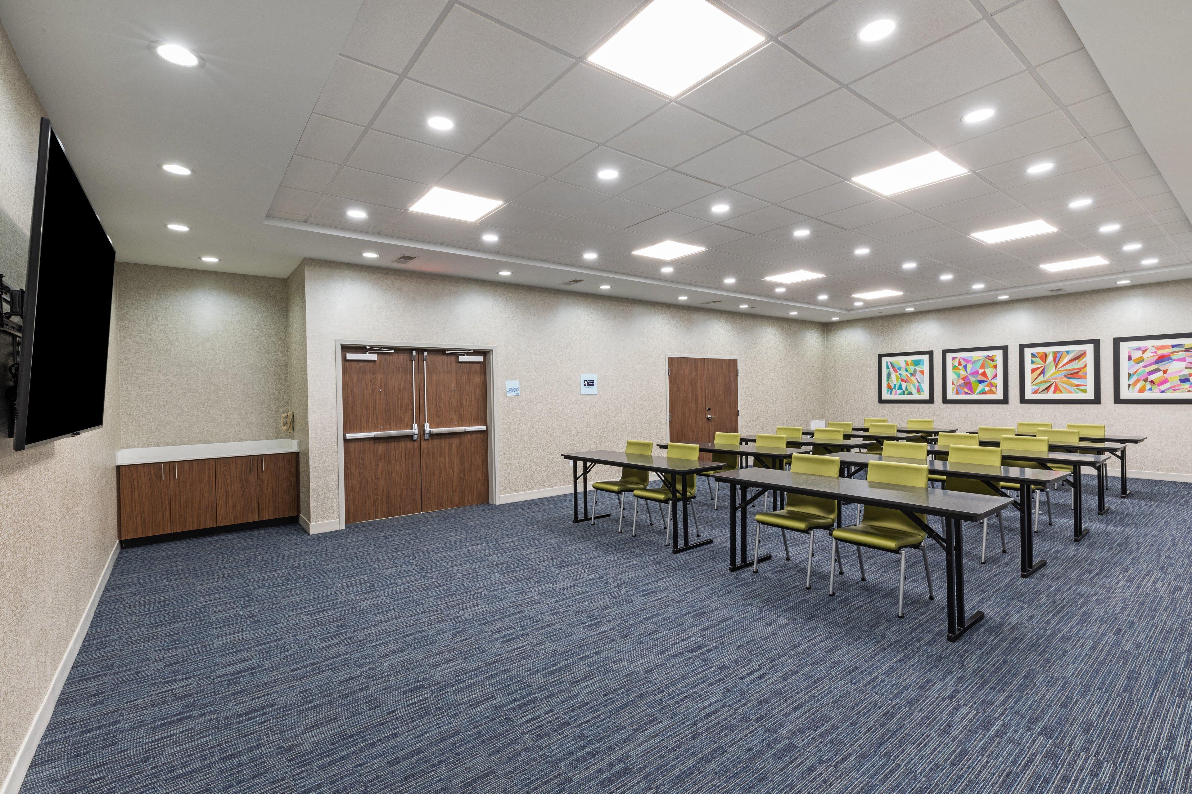Holiday Inn Express & Suites Purcell By Ihg Exterior photo